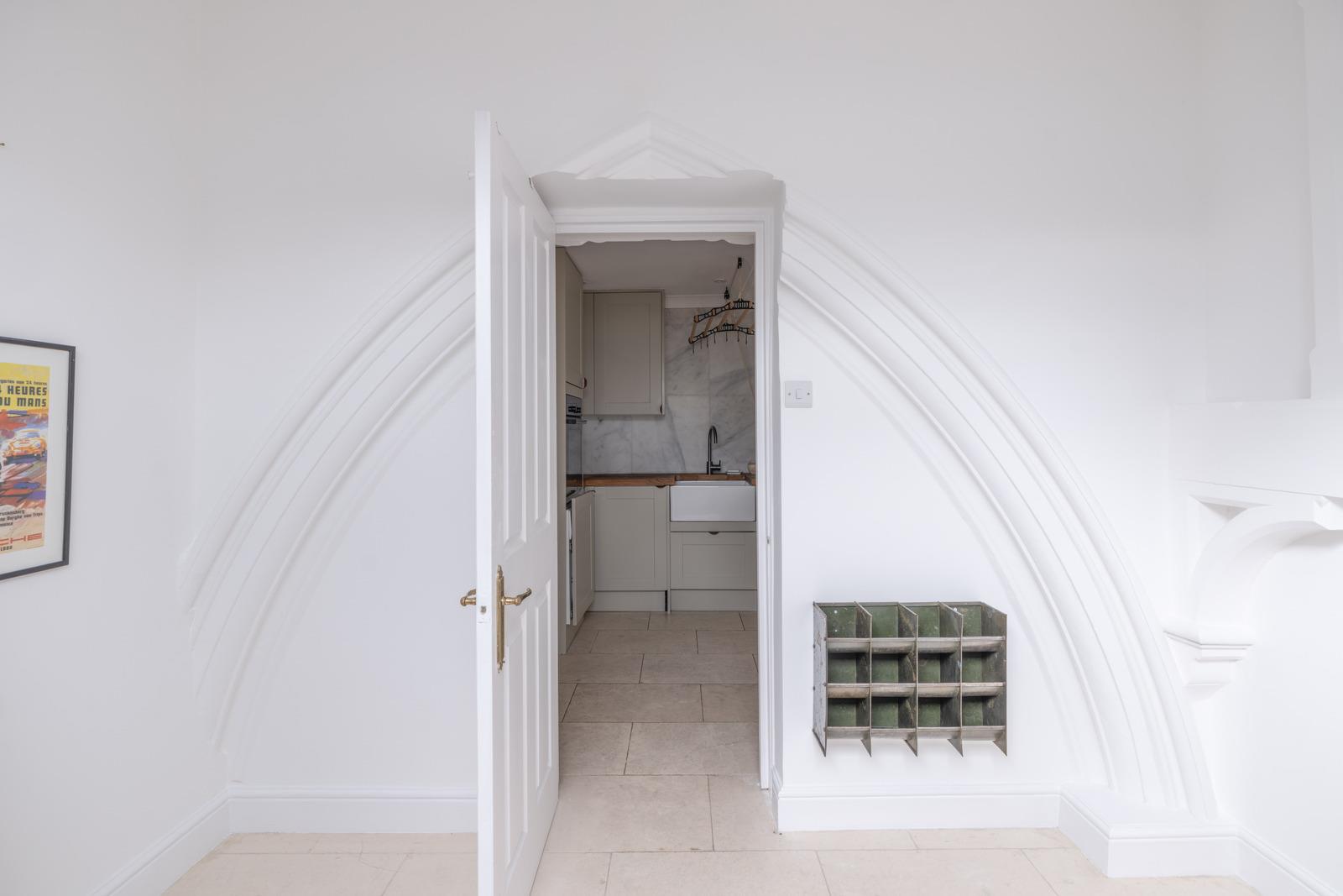 St James Court II - Image 3